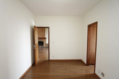 Casa para alugar com 390m², 5 quartos e 4 vagasSuíte 2
