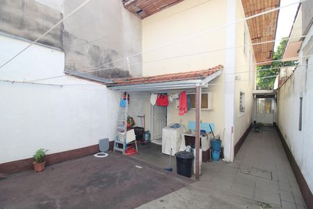 Casa à venda com 140m², 3 quartos e 2 vagasÁrea externa