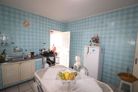 Casa à venda com 140m², 3 quartos e 2 vagasCozinha