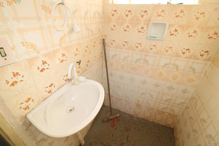 Casa à venda com 140m², 3 quartos e 2 vagasÁrea de Serviço - Banheiro