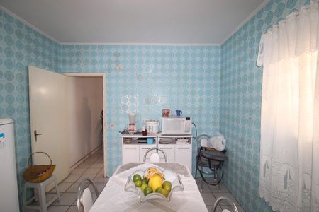 Casa à venda com 140m², 3 quartos e 2 vagasCozinha