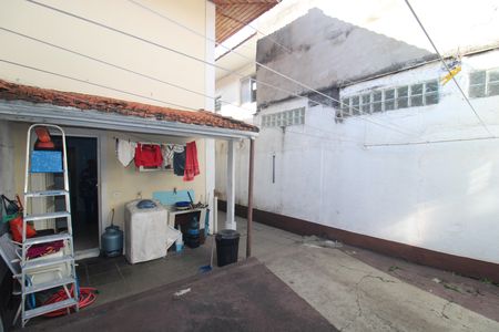 Casa à venda com 140m², 3 quartos e 2 vagasÁrea externa