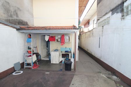 Casa à venda com 140m², 3 quartos e 2 vagasÁrea externa