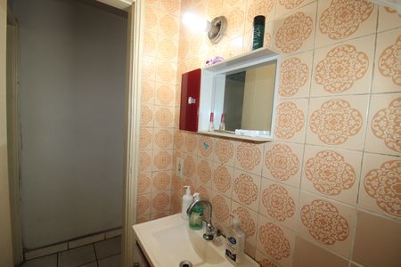 Casa à venda com 140m², 3 quartos e 2 vagasLavabo