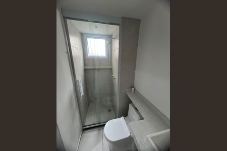 Banheiro de apartamento para alugar com 1 quarto, 40m² em Irajá, Rio de Janeiro