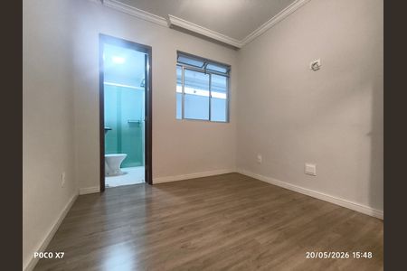 Apartamento para alugar com 73m², 2 quartos e 1 vagaSala