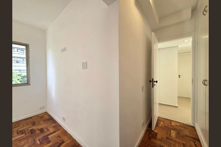 Apartamento à venda com 86m², 3 quartos e 1 vaga Apartamento à venda com 86m², 3 quartos e 1 vagaSuíte
