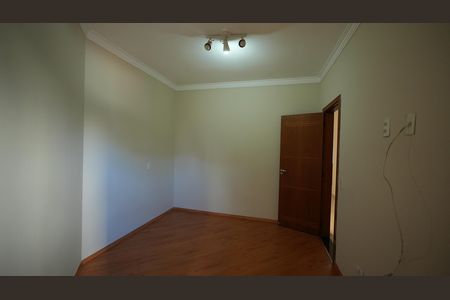Quarto 1 de apartamento para alugar com 2 quartos, 75m² em Santa Maria, Santo André