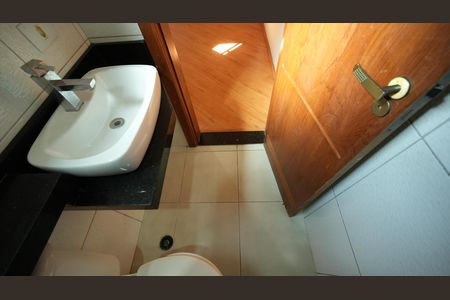Apartamento para alugar com 75m², 2 quartos e 1 vagaBanheiro da Suíte