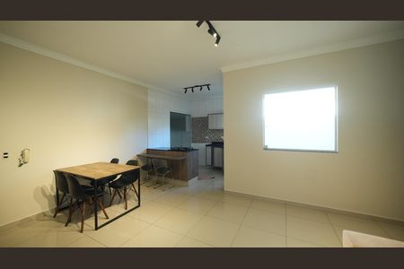 Apartamento para alugar com 75m², 2 quartos e 1 vagaSala