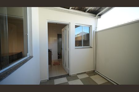 Apartamento para alugar com 75m², 2 quartos e 1 vagaÁrea de Serviço