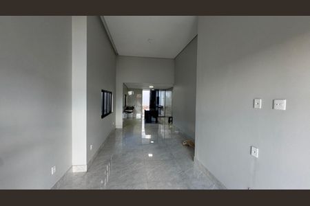 Casa à venda com 200m², 3 quartos e 2 vagasSala e cozinha 