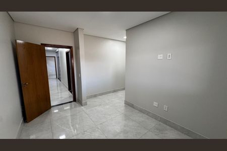 Casa à venda com 200m², 3 quartos e 2 vagasQuarto 1 