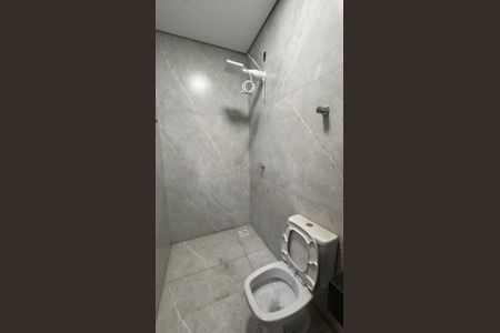 Casa à venda com 200m², 3 quartos e 2 vagasBanheiro 3