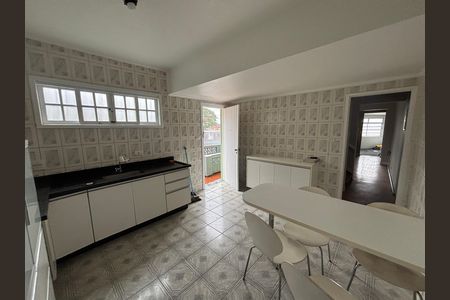Casa para alugar com 150m², 2 quartos e 1 vaga Casa para alugar com 150m², 2 quartos e 1 vagaCozinha