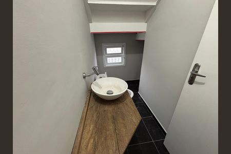 Casa para alugar com 150m², 2 quartos e 1 vaga Casa para alugar com 150m², 2 quartos e 1 vagaLavabo