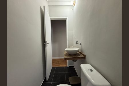Casa para alugar com 150m², 2 quartos e 1 vaga Casa para alugar com 150m², 2 quartos e 1 vagaLavabo