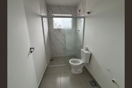 Casa para alugar com 150m², 2 quartos e 1 vaga Casa para alugar com 150m², 2 quartos e 1 vagaBanheiro