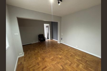 Casa para alugar com 150m², 2 quartos e 1 vaga Casa para alugar com 150m², 2 quartos e 1 vagaSala