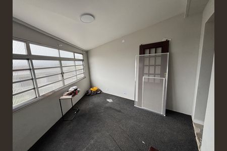 Casa para alugar com 150m², 2 quartos e 1 vaga Casa para alugar com 150m², 2 quartos e 1 vagaSaleta