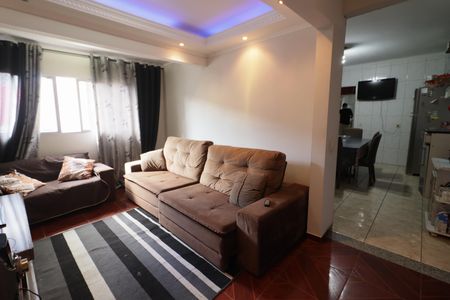 Sala de casa para alugar com 2 quartos, 216m² em Iapi, Osasco