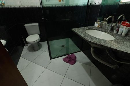 Casa para alugar com 216m², 2 quartos e 1 vagaBanheiro