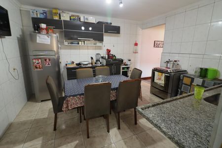 Casa para alugar com 216m², 2 quartos e 1 vagaCozinha