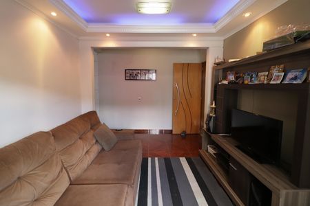 Sala de casa para alugar com 2 quartos, 216m² em Iapi, Osasco