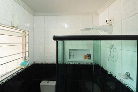 Casa para alugar com 216m², 2 quartos e 1 vagaBanheiro