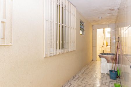 Casa à venda com 125m², 5 quartos e 1 vagaLavanderia e Acesso Casa 3