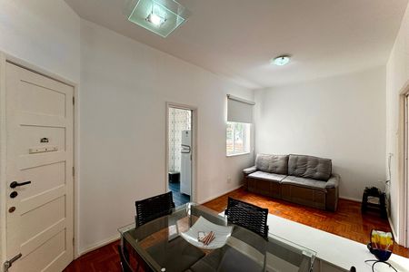 Apartamento para alugar com 85m², 2 quartos e sem vaga