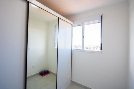 Quarto 2 de apartamento para alugar com 2 quartos, 34m² em Vila Palmares, São Caetano do Sul