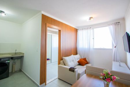 Sala de apartamento para alugar com 2 quartos, 34m² em Vila Palmares, São Caetano do Sul