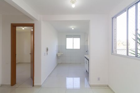 Apartamento para alugar com 45m², 2 quartos e 1 vaga Apartamento para alugar com 45m², 2 quartos e 1 vagaSala/Cozinha