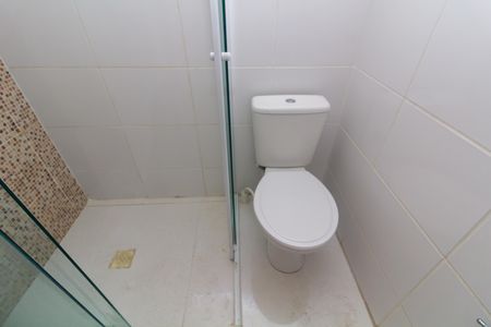 Apartamento para alugar com 45m², 2 quartos e 1 vaga Apartamento para alugar com 45m², 2 quartos e 1 vagaBanheiro