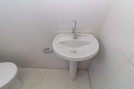 Apartamento para alugar com 45m², 2 quartos e 1 vaga Apartamento para alugar com 45m², 2 quartos e 1 vagaBanheiro