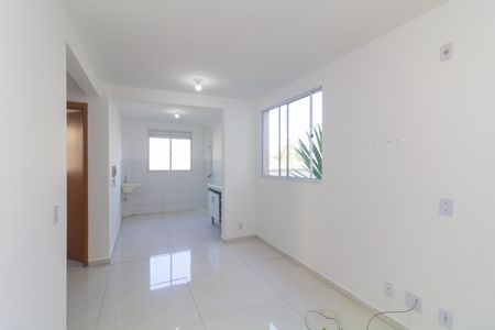 Sala/Cozinha de apartamento para alugar com 2 quartos, 45m² em Vila Cosmopolita, São Paulo