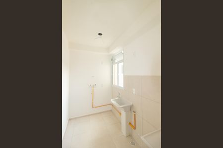 Apartamento para alugar com 43m², 2 quartos e 1 vaga Apartamento para alugar com 43m², 2 quartos e 1 vagaCozinha e Área de Serviço