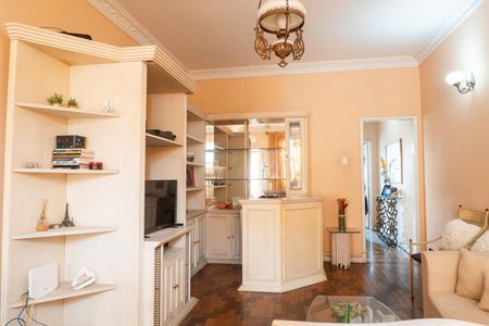 Apartamento à venda com 3 quartos, 120m² em Benfica, Rio de Janeiro