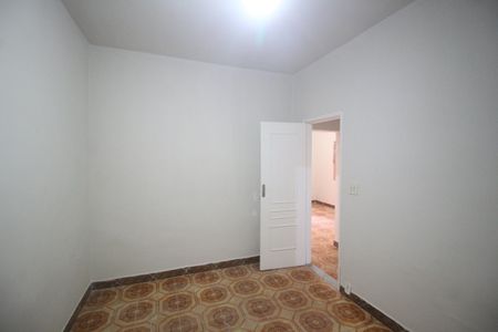 Casa para alugar com 100m², 2 quartos e 2 vagasQuarto 2