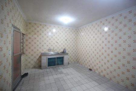 Casa para alugar com 100m², 2 quartos e 2 vagasCozinha