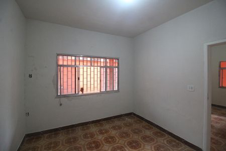 Casa para alugar com 100m², 2 quartos e 2 vagasSuíte