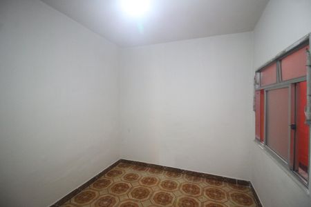 Casa para alugar com 100m², 2 quartos e 2 vagasQuarto 2