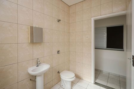 Apartamento para alugar com 60m², 2 quartos e sem vaga Apartamento para alugar com 60m², 2 quartos e sem vagaBanheiro