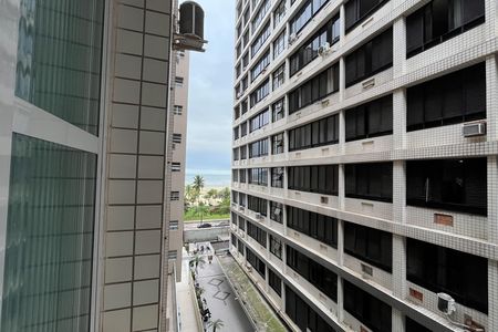 Vista da Sala de apartamento para alugar com 3 quartos, 110m² em Gonzaga, Santos