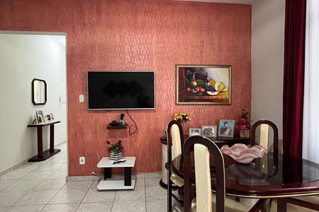 Sala de apartamento para alugar com 3 quartos, 110m² em Gonzaga, Santos