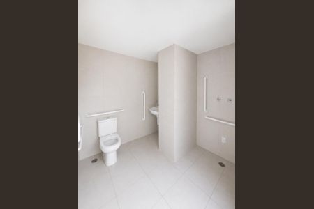 Banheiro de apartamento à venda com 1 quarto, 62m² em Socorro, São Paulo