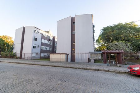 Apartamento à venda com 47m², 2 quartos e 1 vaga Apartamento à venda com 47m², 2 quartos e 1 vagaFachada
