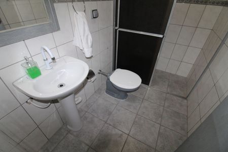 Casa para alugar com 42m², 1 quarto e sem vagaBanheiro da Suíte