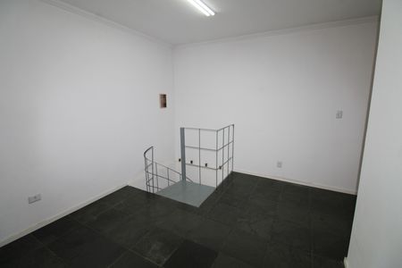 Casa para alugar com 42m², 1 quarto e sem vagaSuíte